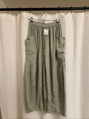 Free People Light Sage Wide Leg Linen Pants with Pockets